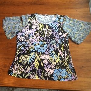 EUC! Calvin Klein Spring/Summer Top   SIZE LARGE